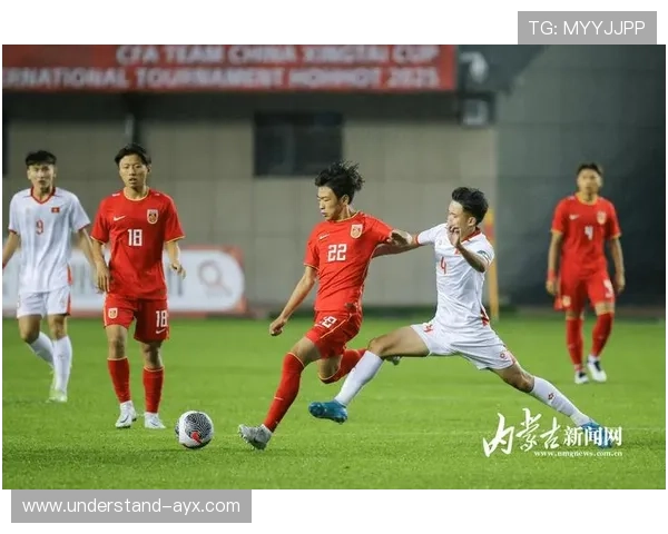 中国足球迎来新赛季激烈对决，年轻球员表现引发广泛关注